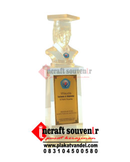 PLAKAT WISUDA PW14